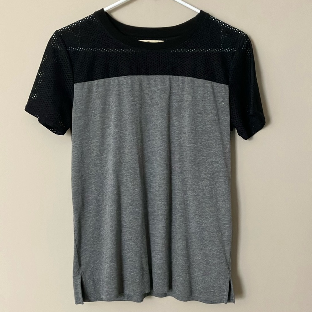Hollister Short Sleeve Shirt